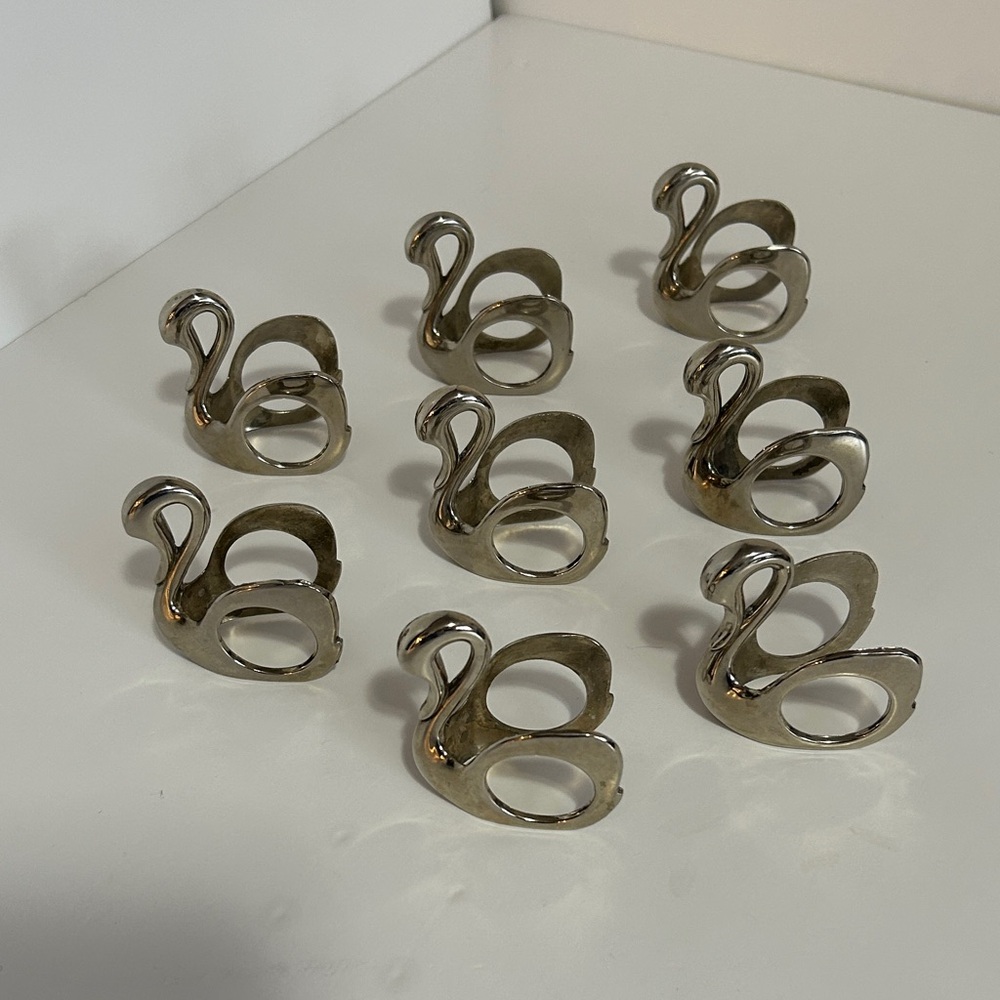 8 Elegant Silver Plated Swan Napkin Rings